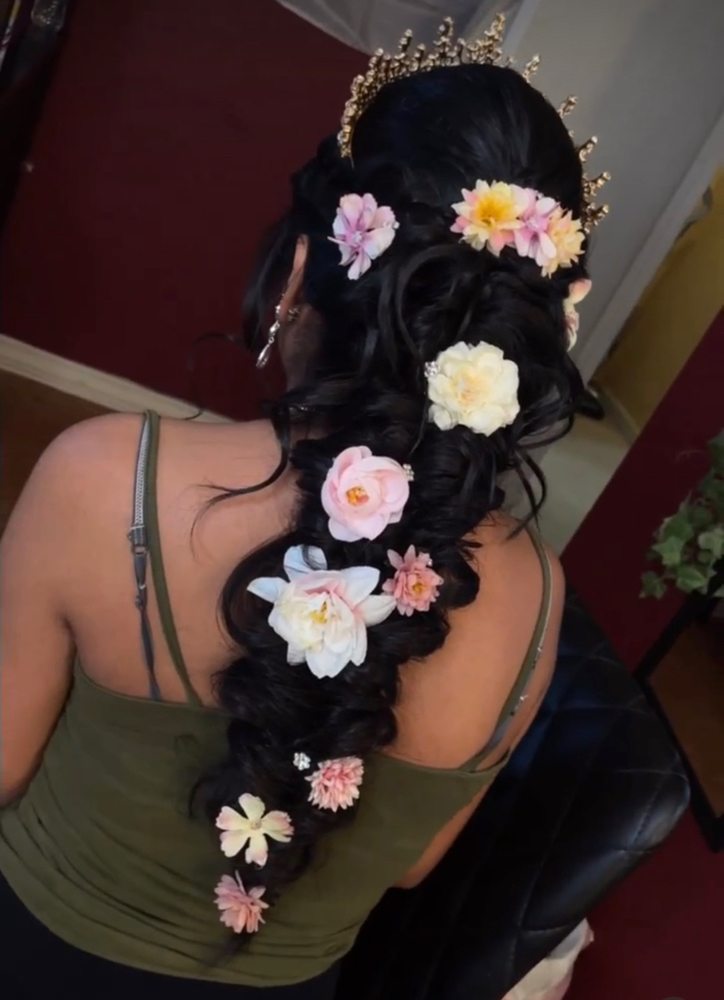 Rapunzel Braid W. Flowers Included