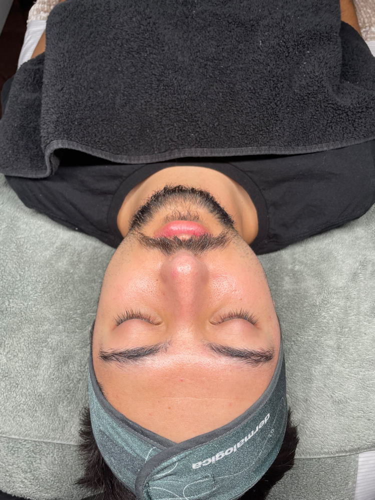 Men’s Facial