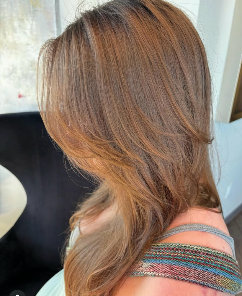 Shampoo + Cut + Blowout