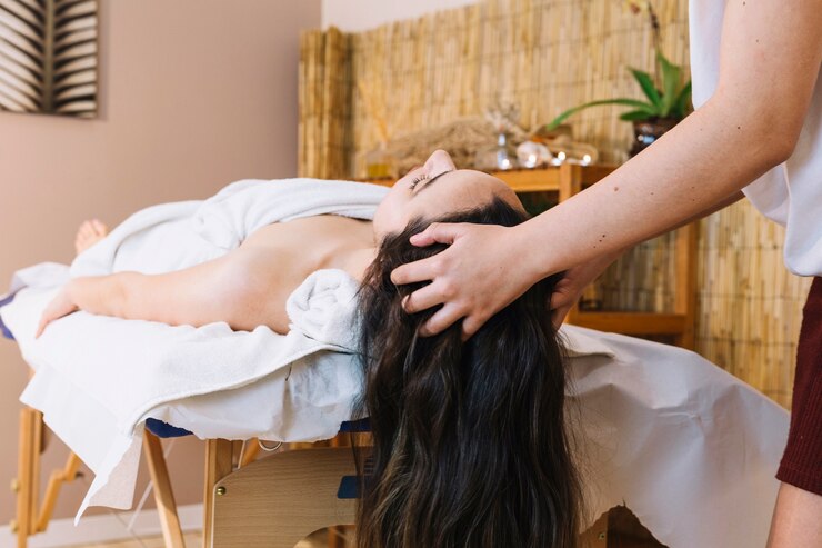 Hot Oil Massage: Relax & Nourish
