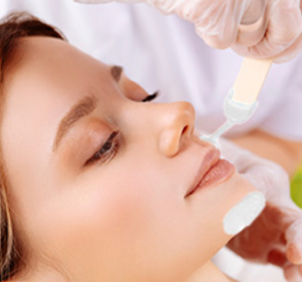 WAXING CHIN