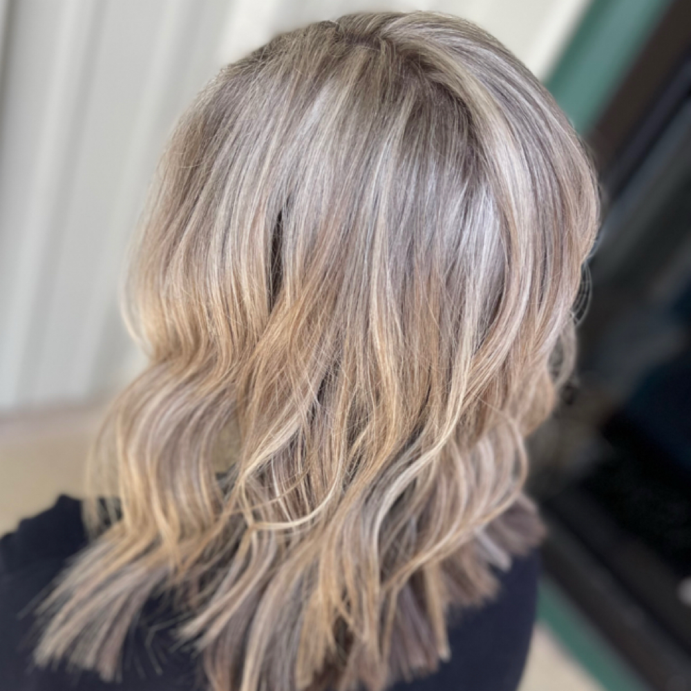Highlight|Balayage|Foil at Urban Roots Beauty Salon in Glenwood, AR