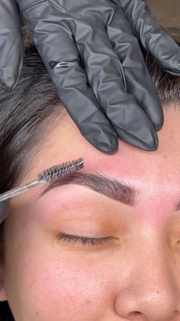 Brow Wax & Tint