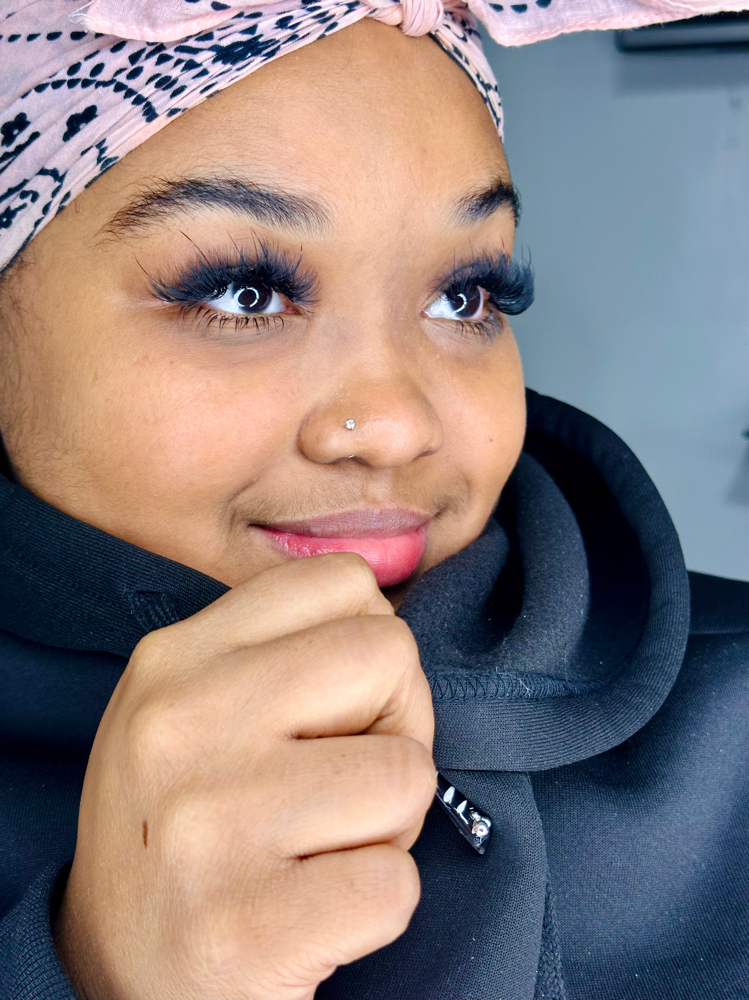 Bottom Lash Extentions