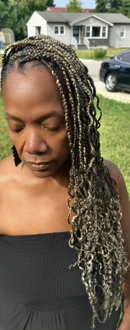 Knotless Braids (medium)