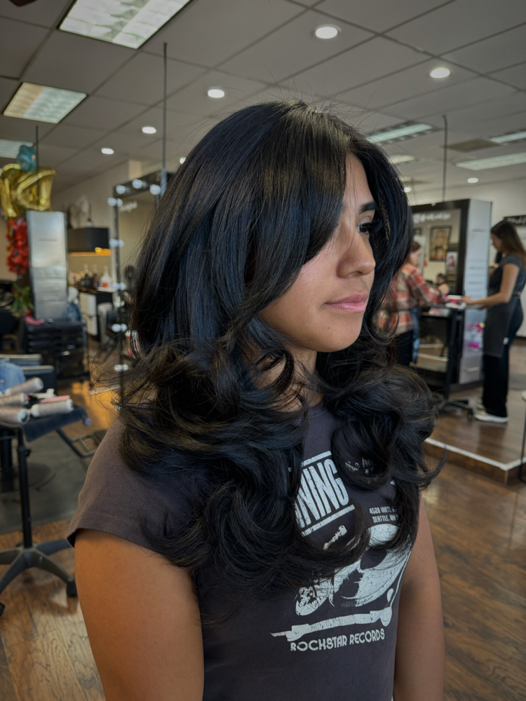 Blowout Service at Beautyby_Rubii in Palmdale, CA