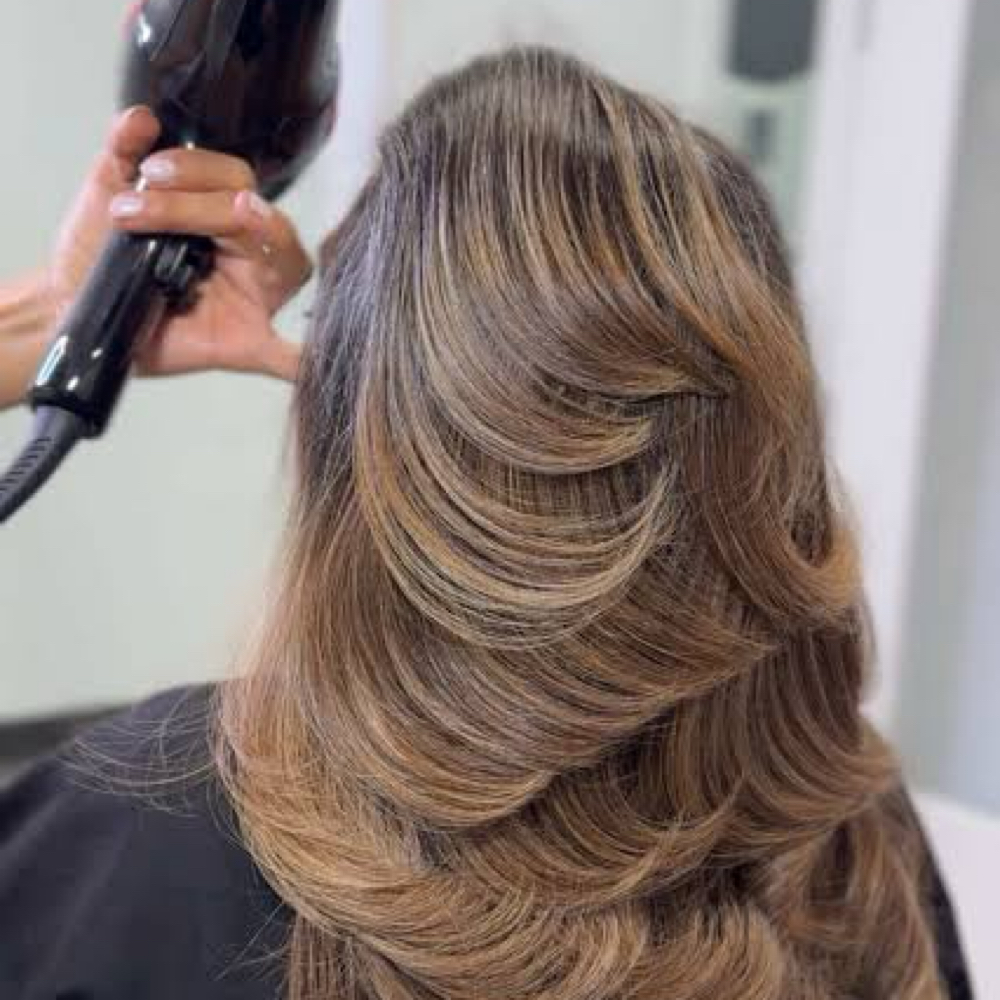 Blow Out & Style w/ Vanessa at Cyriously Hair in Bristol, CT