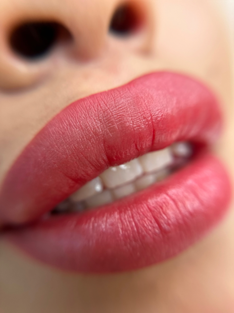 Permanent Makeup Lip Blush