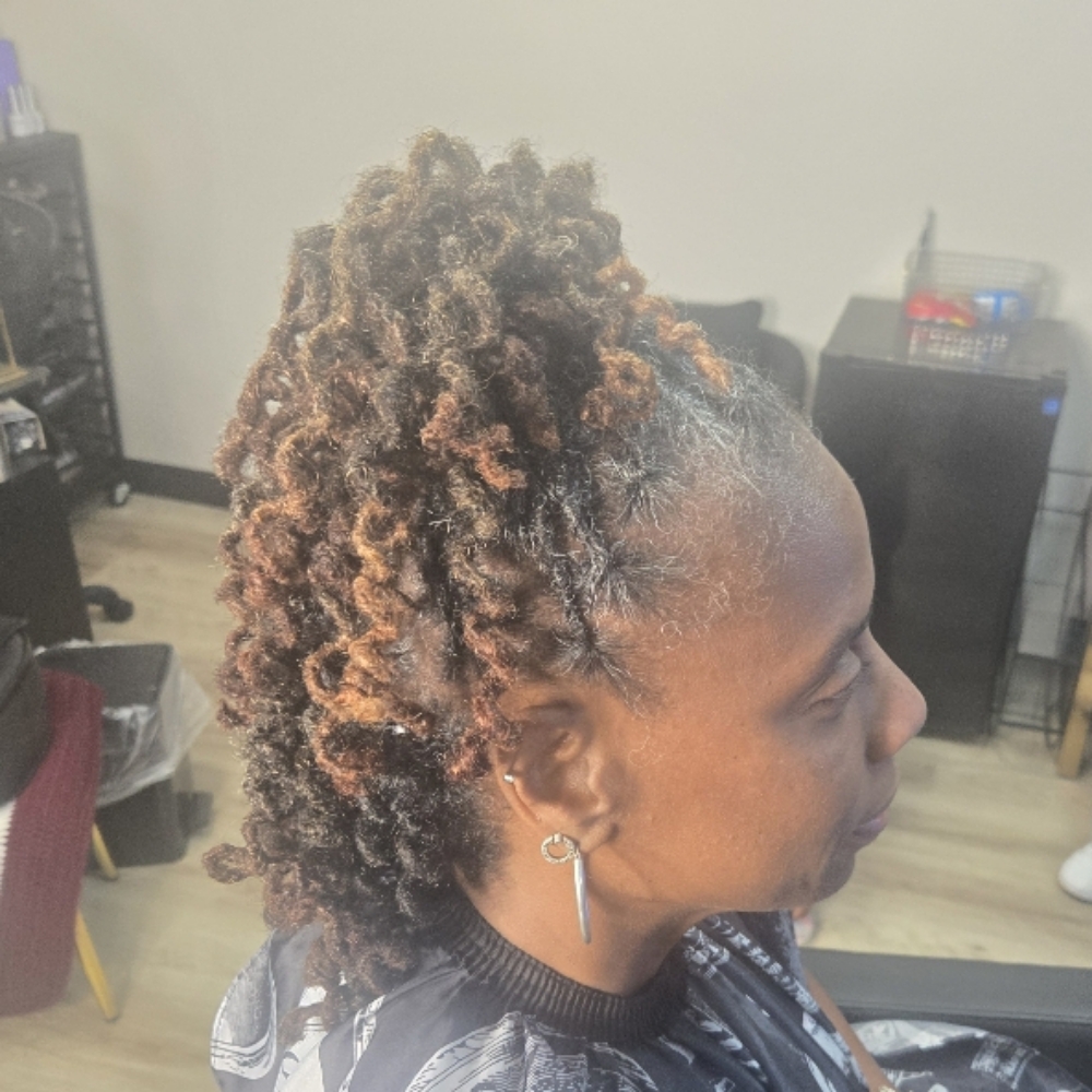 LOC RETWIST at Lovely Strands, LLC in Cincinnati, OH