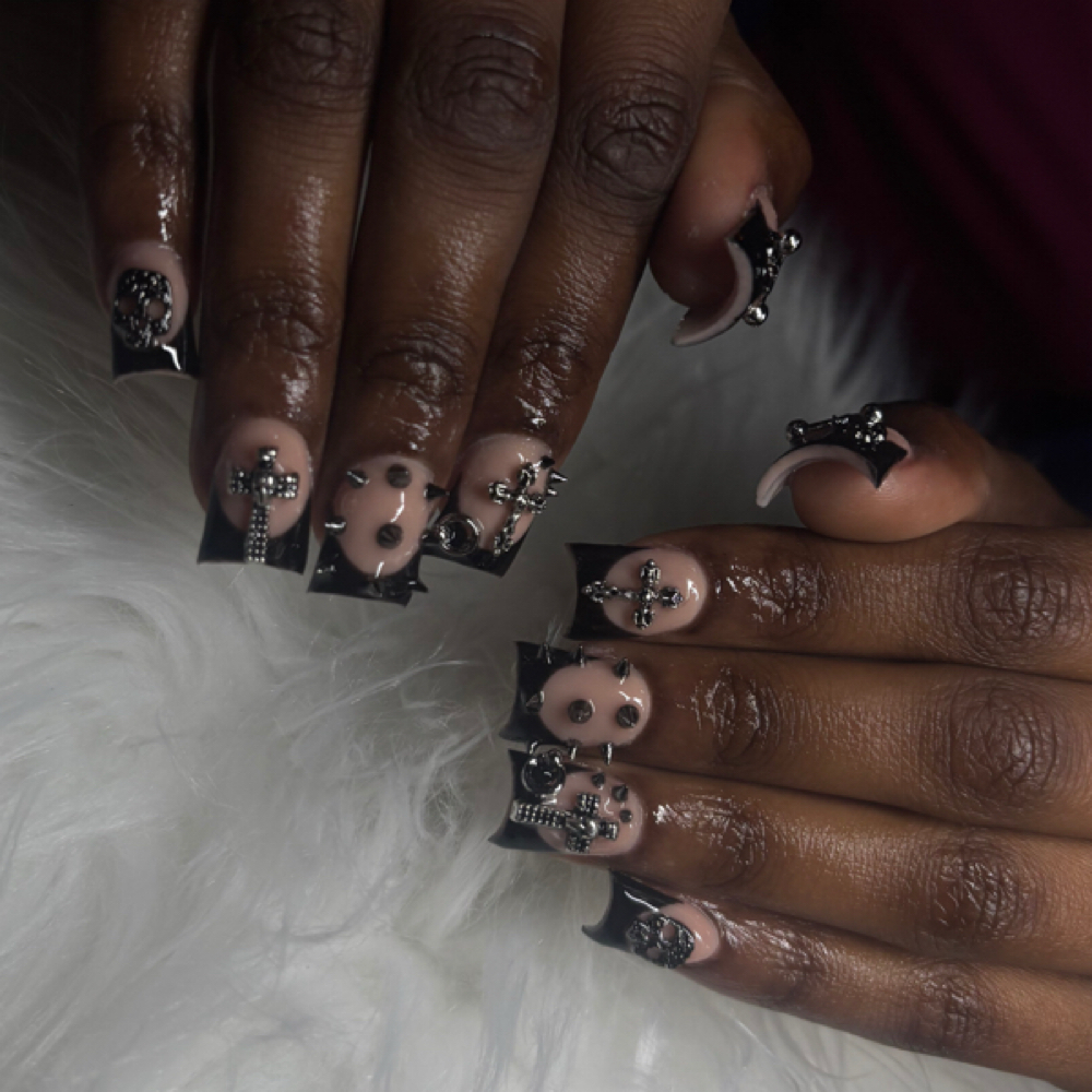 Short acrylic full set at Nails By Jailin Alyssa in Maple Heights, OH