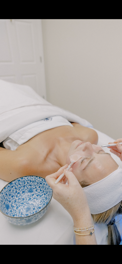 The Dermaplane + Peel Facial