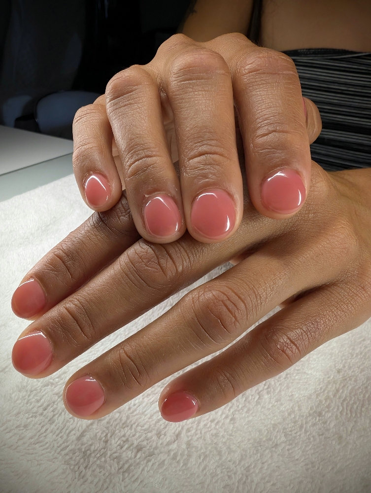 Salon: Dry Russian Manicures