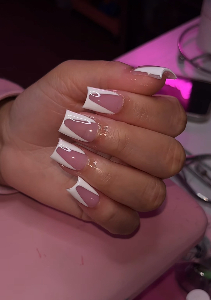 french tip short 💕