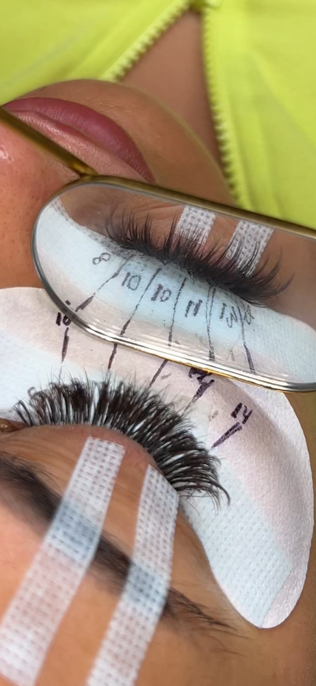 brown lashes