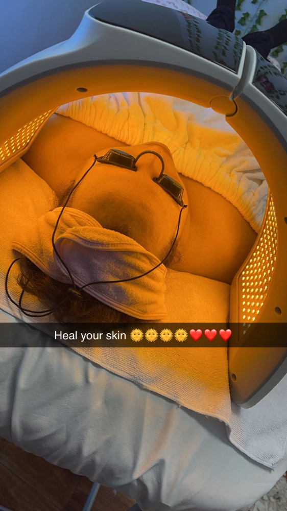 Led therapy facial