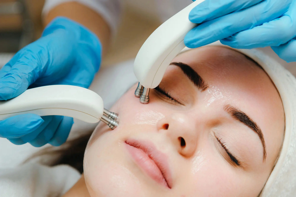 Micro Current Facial