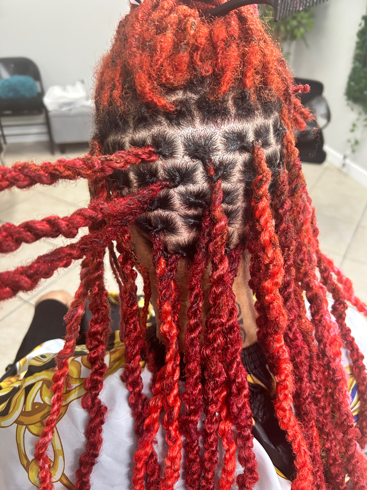 Interlocking Locs at Kiwaja Handz in Terrytown, LA