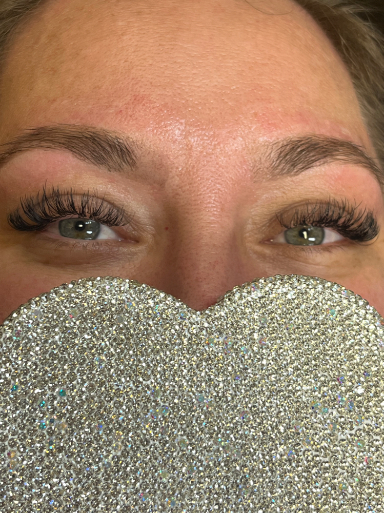 Lash Volume Fill 2-3 weeks