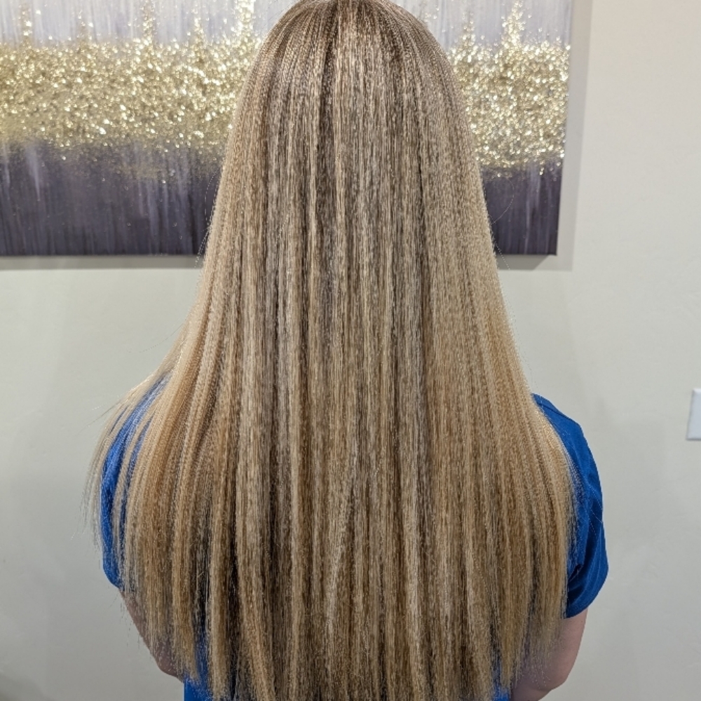 High-lights at Feel Pretty Parlor in Saint Anthony, ID