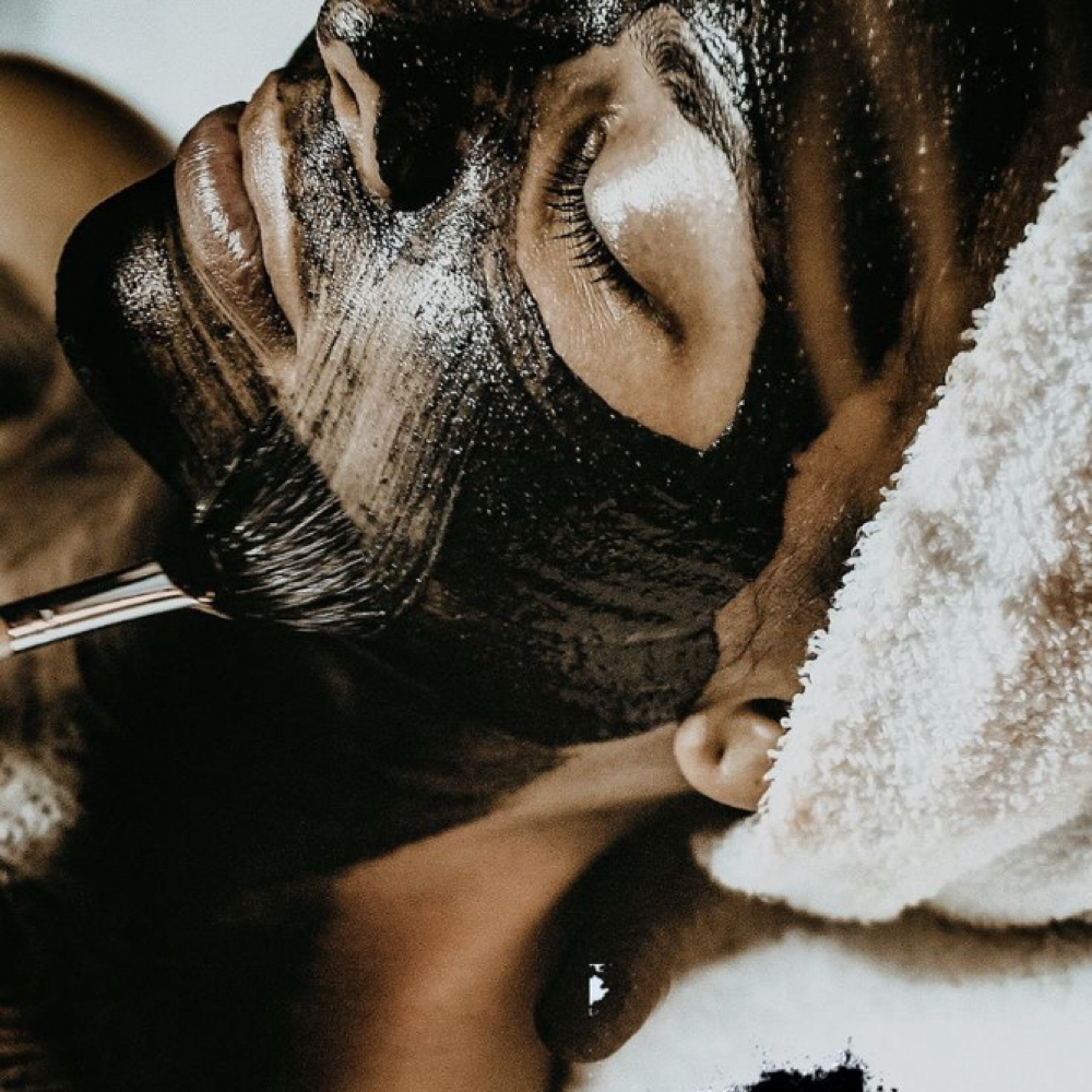 Acne Decongesting Facial at TAYLUXE ESTHETICS in Charlotte, NC