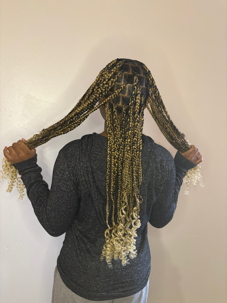 Medium Knotless Braids