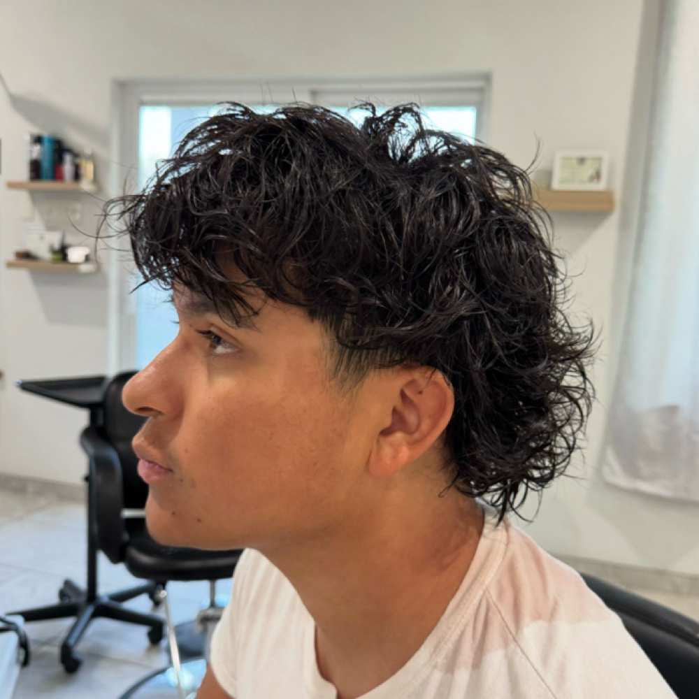 Men’s Scissor Haircut at Ineffable Beauty Salon in Buda, TX