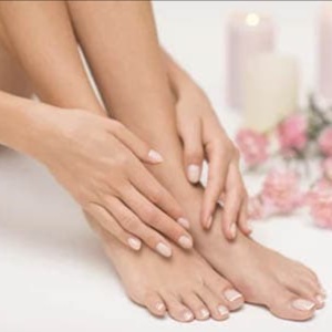 Foot Paraffin Treatment at Studio 90 Salon and Spa in Cave City, KY