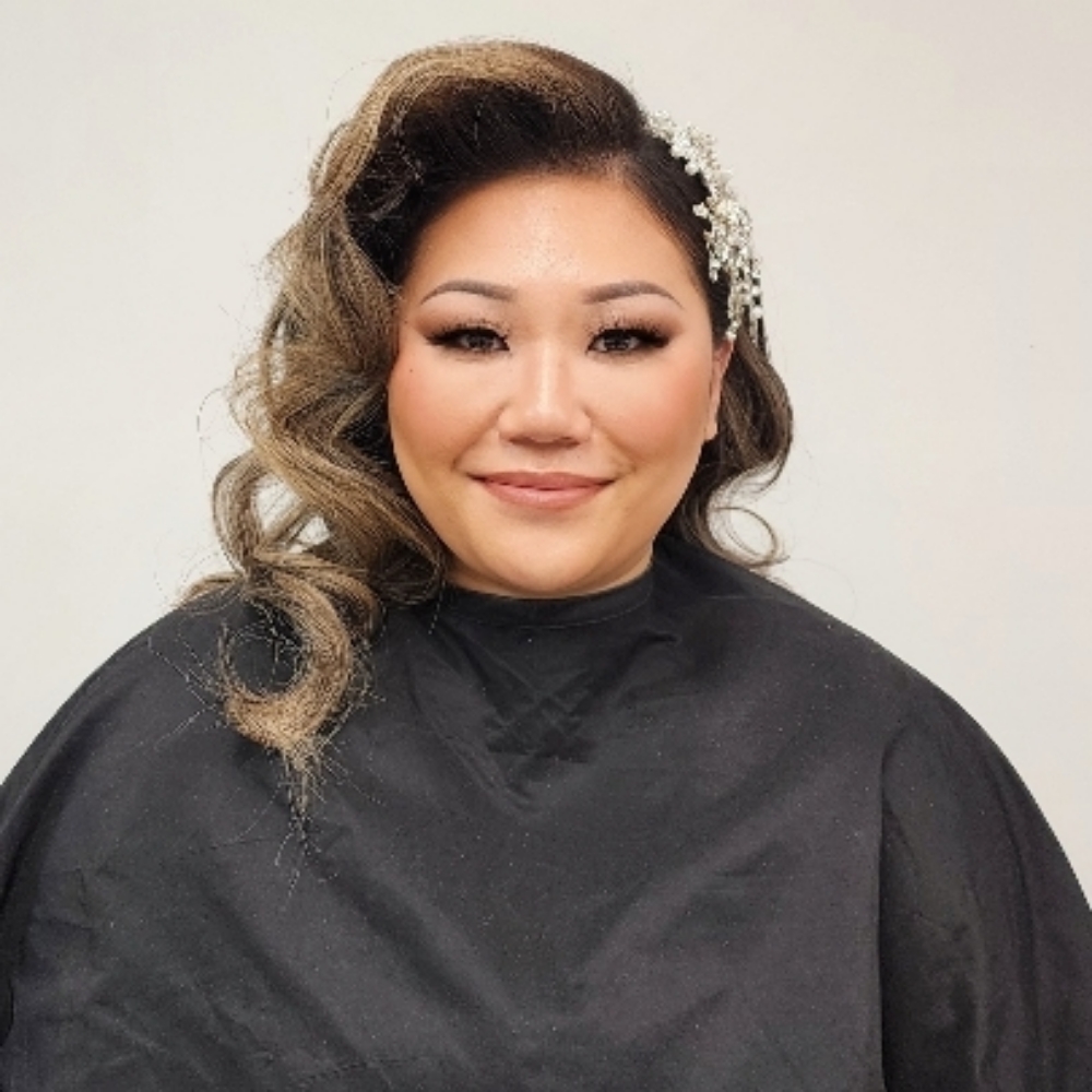 Hairstyling By The Hour at MuasBeauty in St. Paul, MN