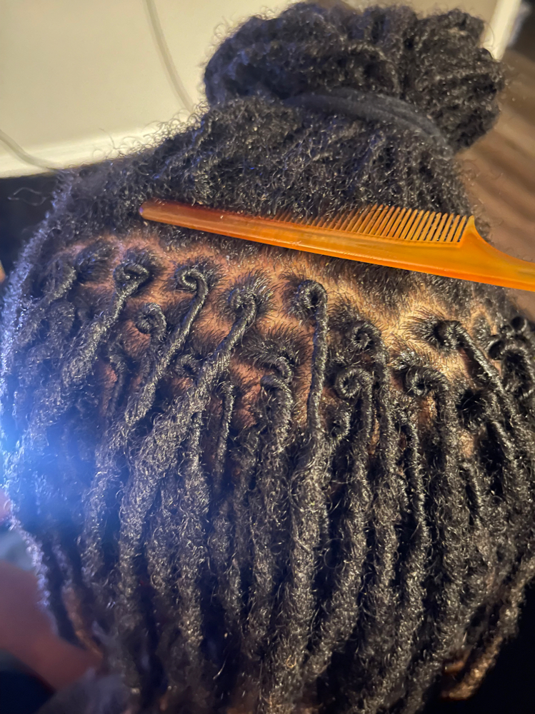 Locs (Retwist)