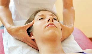 Aromatherapy scalp massage