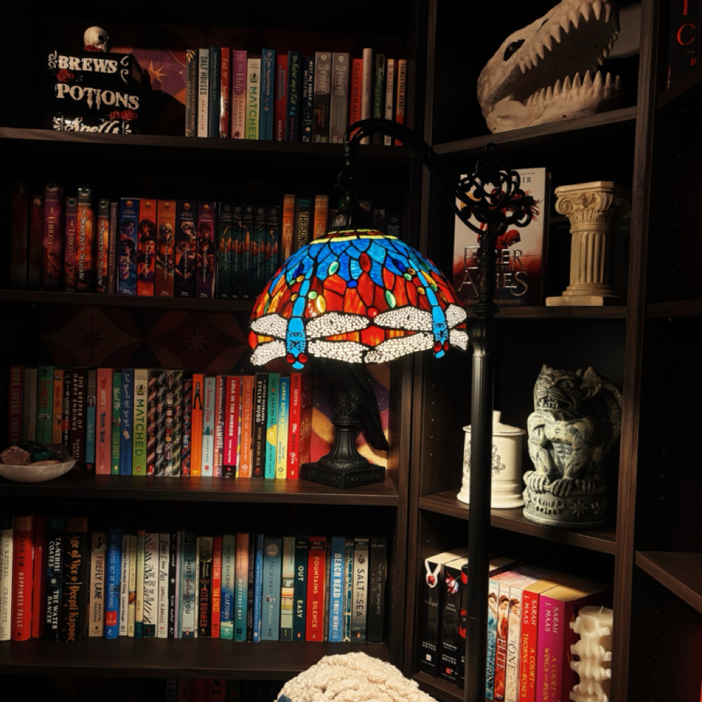 Extra Reading Time at Lapis Skin Lounge in Tempe, AZ