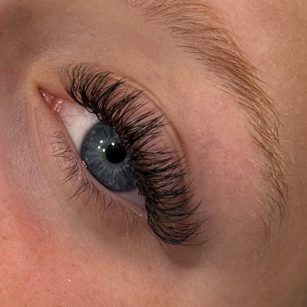 Three Week Hybrid Extension Fill at Kouture Esthetics in Princeton, WV