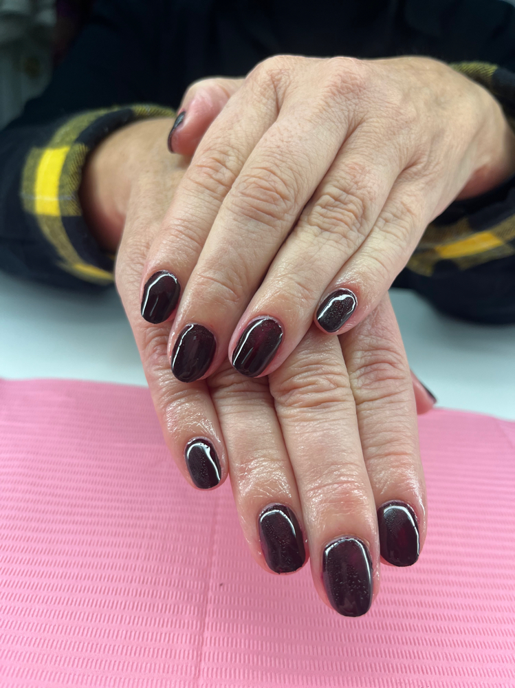 Laquer Polish Manicure