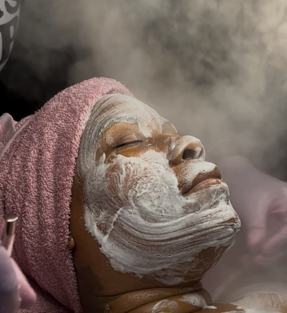 🌟 Mini Glow Signature Facial at THE GLOW EXPERIENCE in Chicago, IL