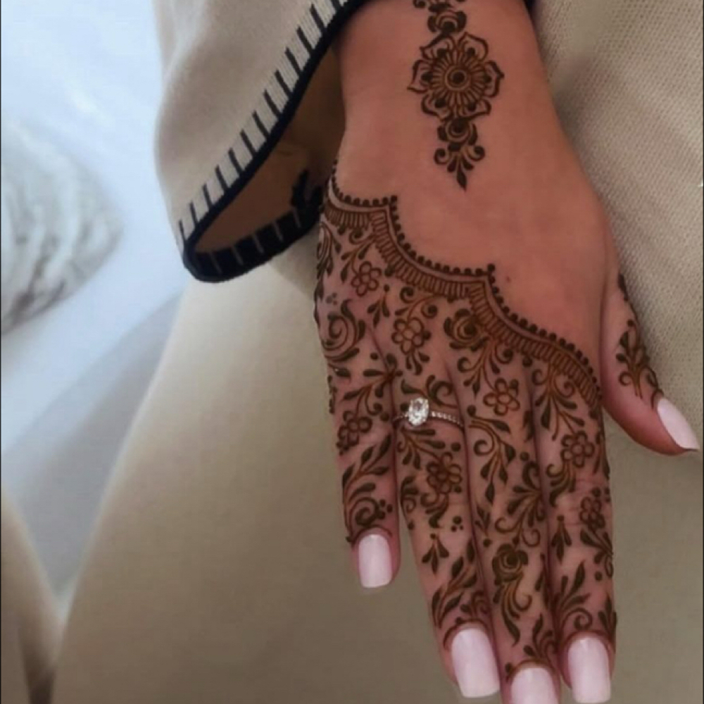 Henna Art One Hand at Queensmade Esthetics in Wilmington, NC