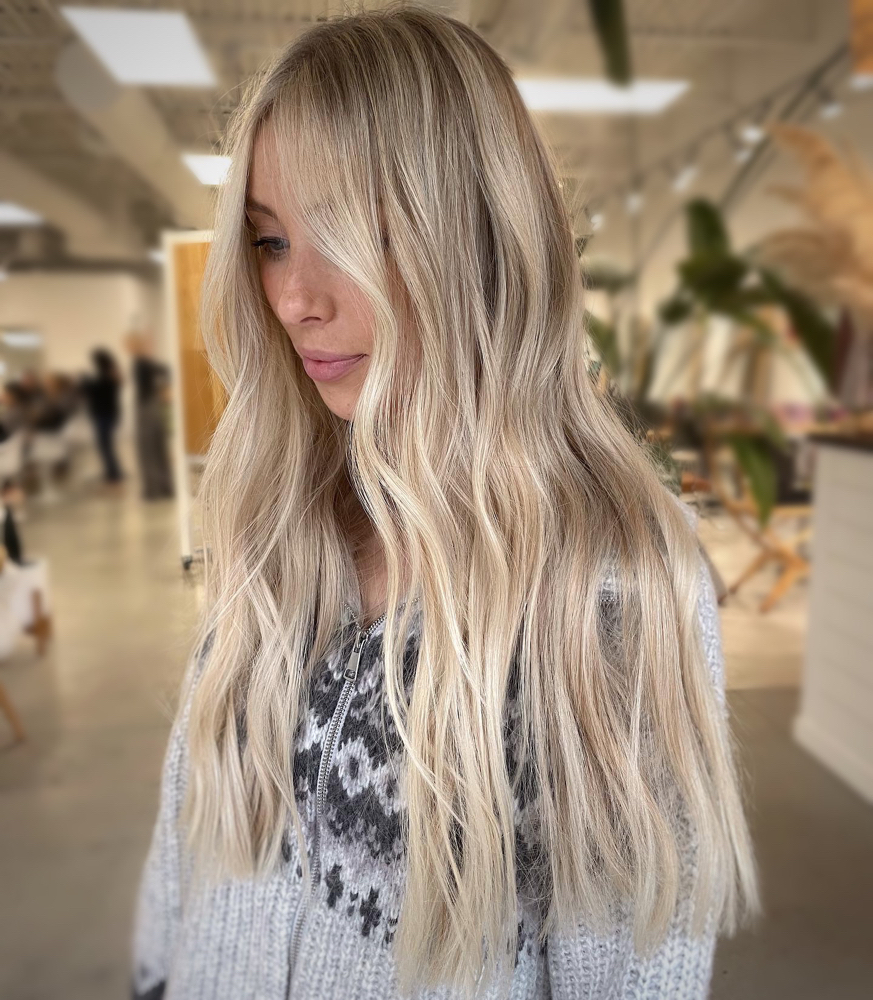 REAL BLONDE