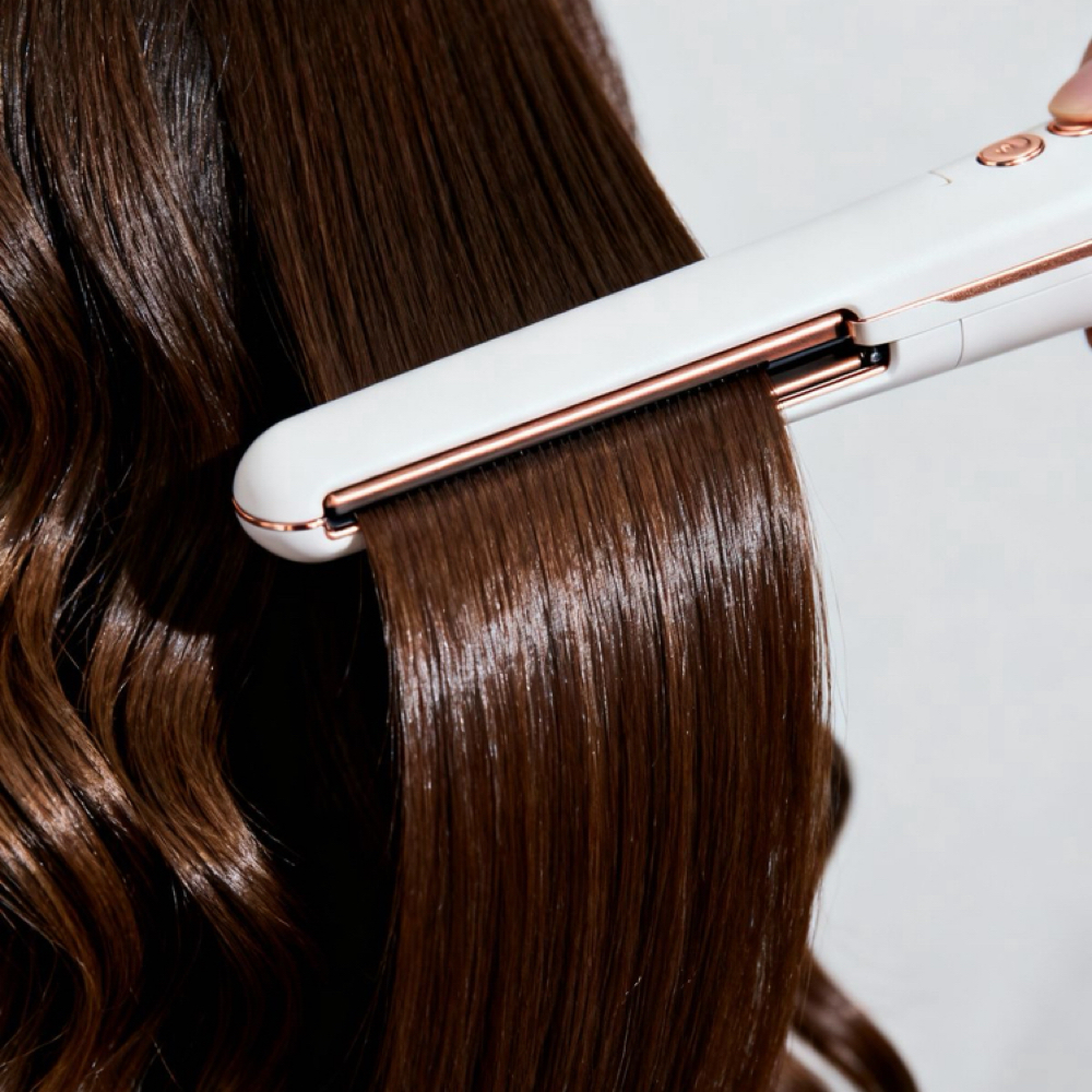 Shampoo, Press And Curl at Beauty By Seaerra in Canton, GA