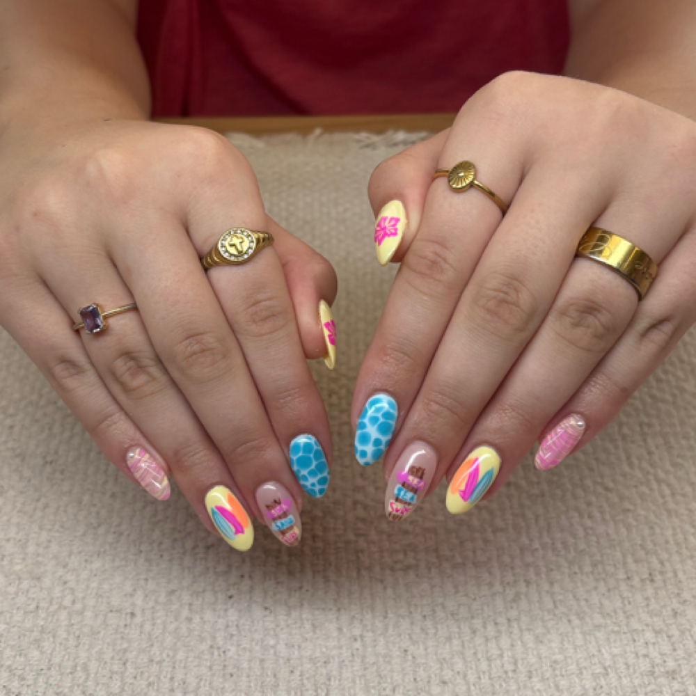 Builder Gel On Natural Nail (med) at Jennifer On Mane Salon in Duncan, SC