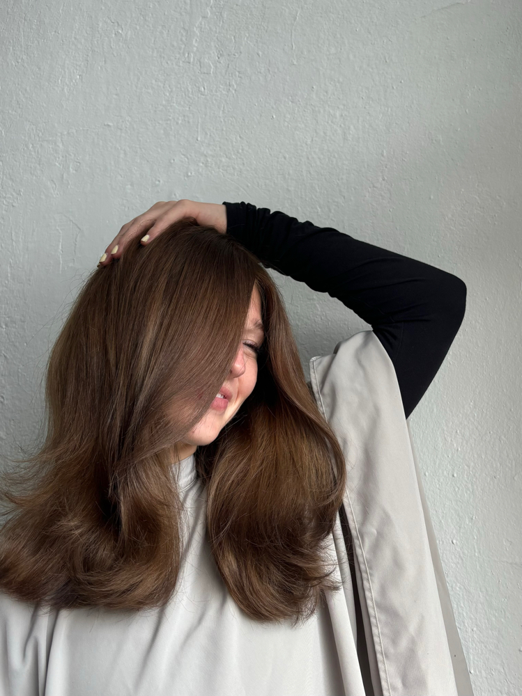 GLOSS & BLOWOUT