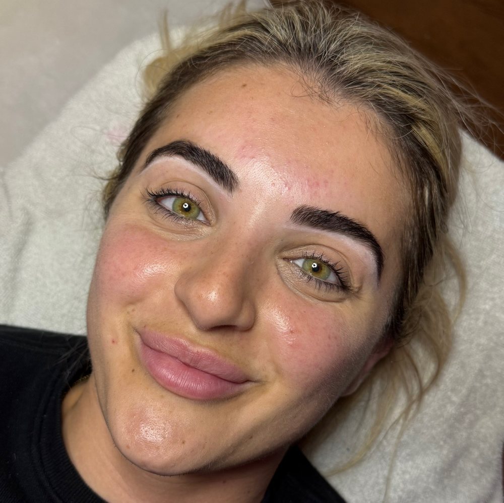 Brow Tint & Wax