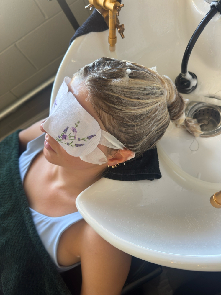 HONEY HARVEST Cosmic Roots HeadSpa