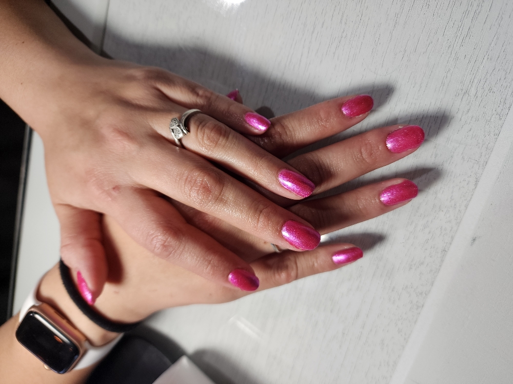 Gell Polish Manicure