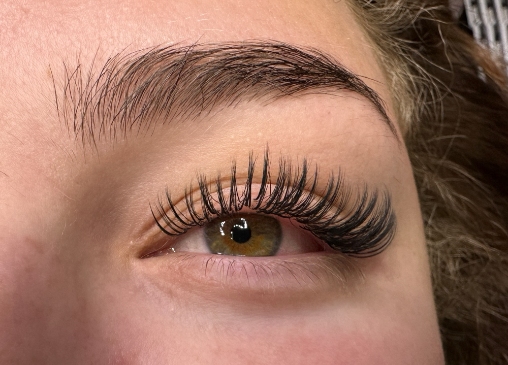 Angel Eye/ Wet Set Lashes at Jays Beauty Corner LLC in Williamsburg, VA