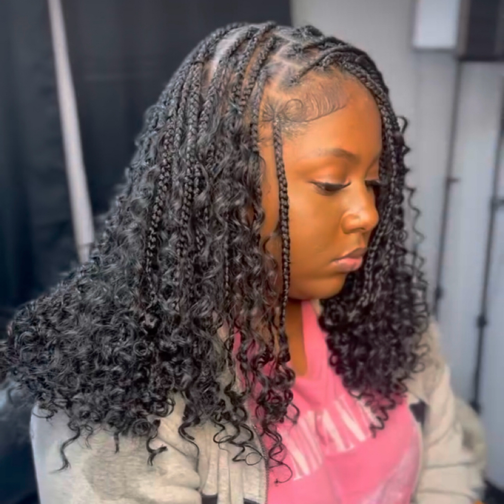 Bob Knotless at Cozy Braids in SOUTHAVEN, MS