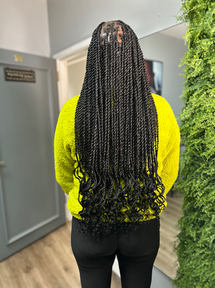 Medium Knotless Twist Waist Length