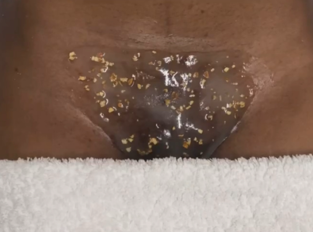 Brazilian with Jelly Mask