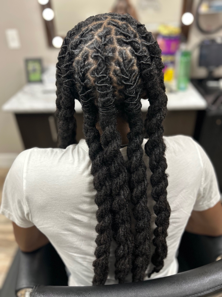 Loc Retwist & Style at Ja’Tae Style Studio LLC in Euclid, OH