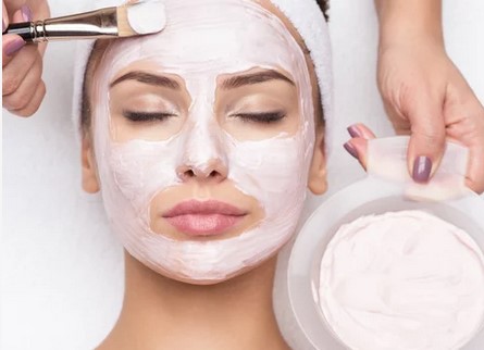 Hale and Hush Sensitive Skin Facial