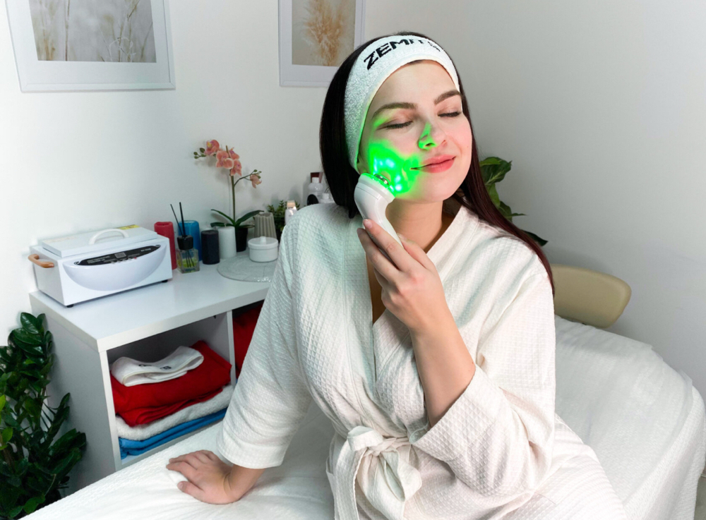 UltraGlow Facial