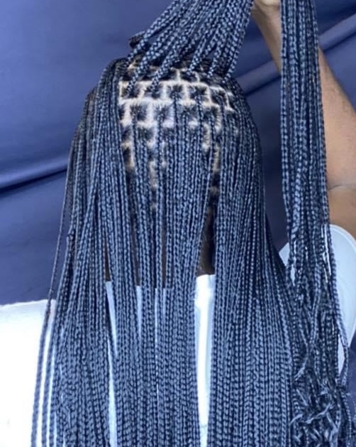 Small Knotless Braids